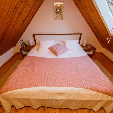 Beautiful Cottage With Heated Pool For 22 Ppl Plaski Bagian luar foto