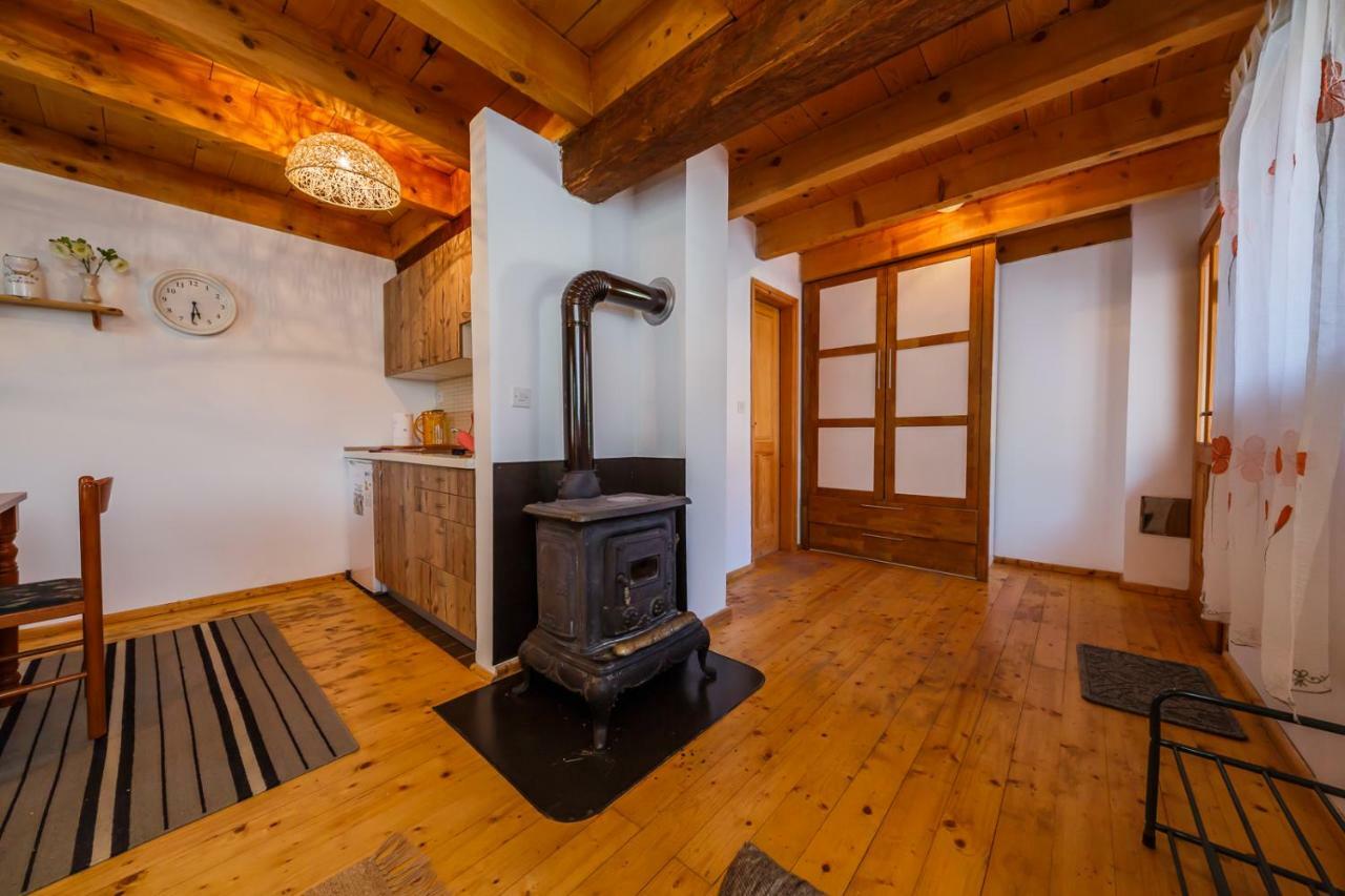 Beautiful Cottage With Heated Pool For 22 Ppl Plaski Bagian luar foto