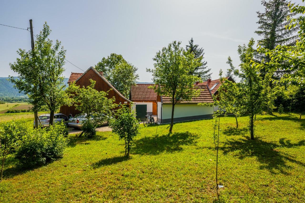 Beautiful Cottage With Heated Pool For 22 Ppl Plaski Bagian luar foto
