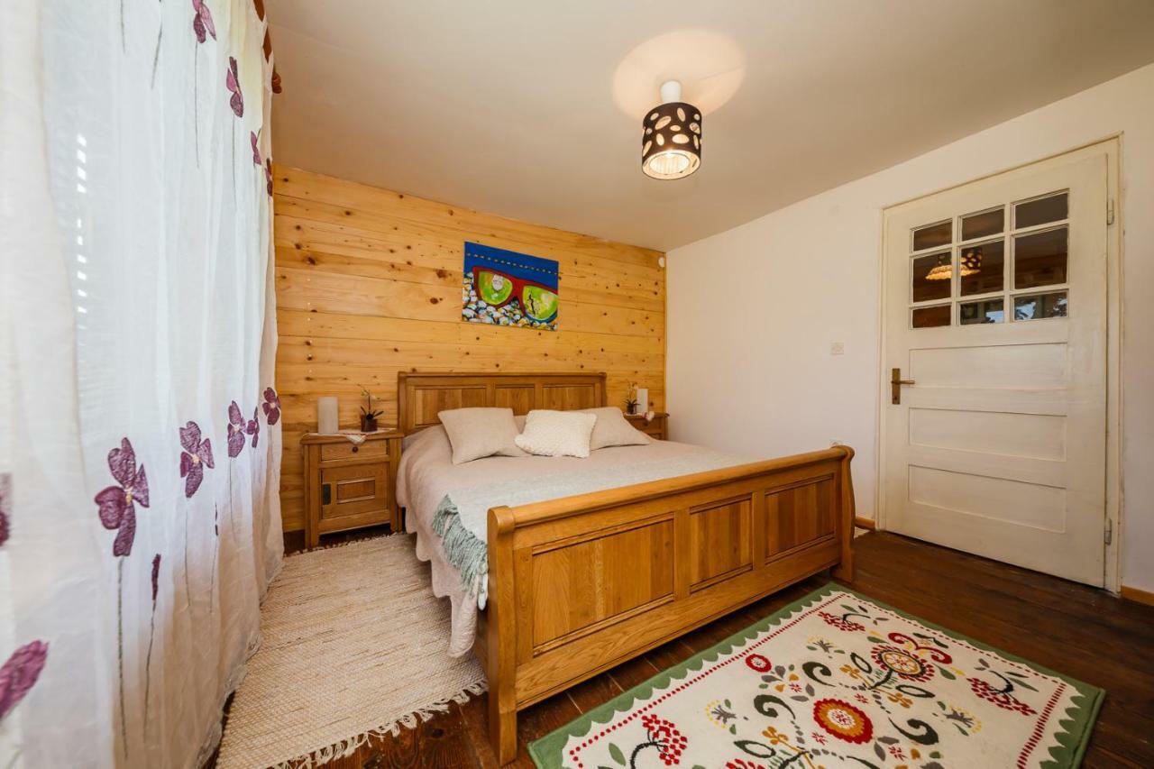 Beautiful Cottage With Heated Pool For 22 Ppl Plaski Bagian luar foto