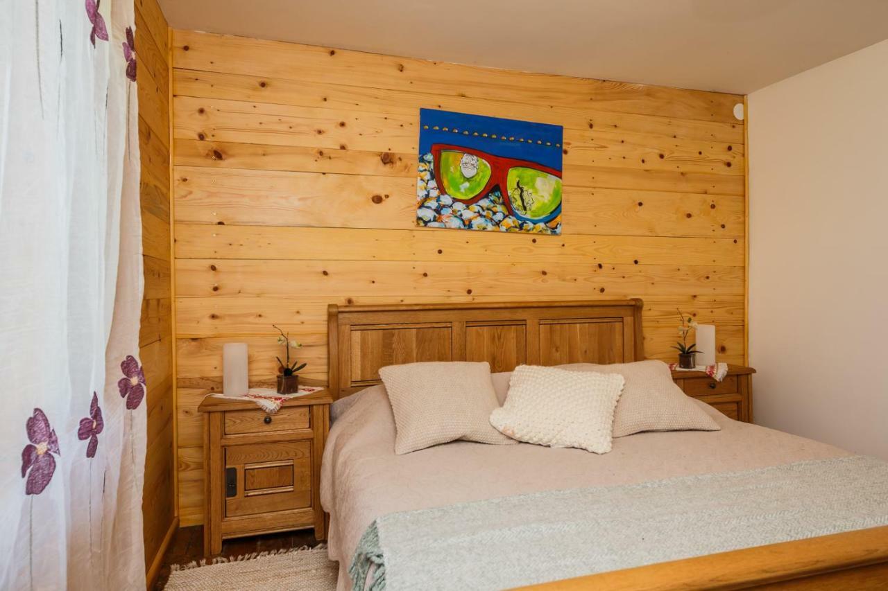 Beautiful Cottage With Heated Pool For 22 Ppl Plaski Bagian luar foto